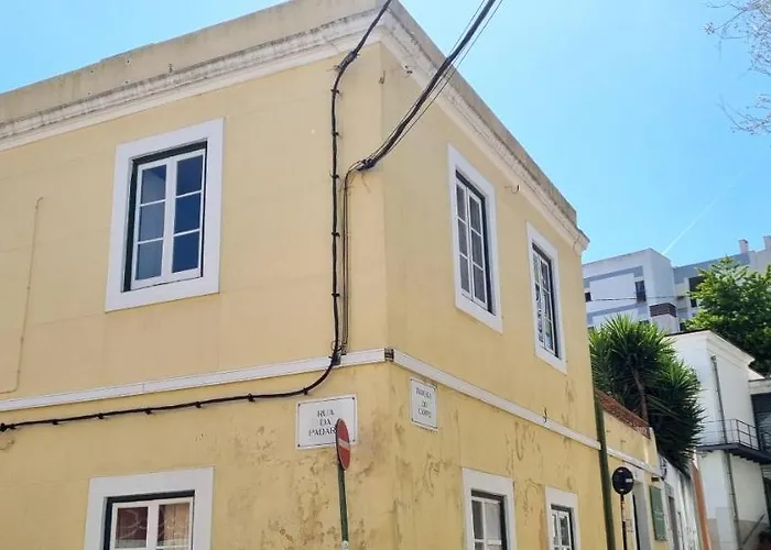 Casa Do Alfaiate Home&breakfast * Almada